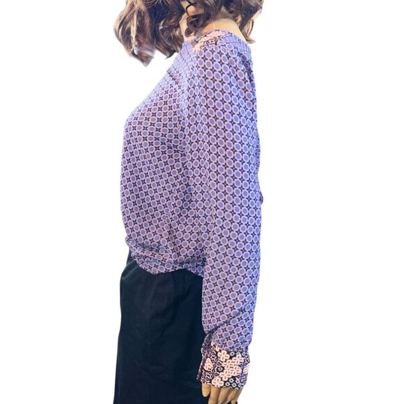 LOFT Geo Floral Shirttail Blouse Size Small - Picture 2 of 8